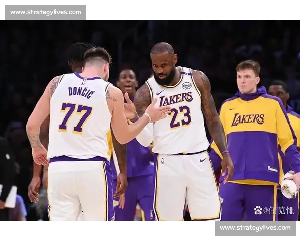 火箭掘金自由市场大丰收，湖人喜迎状元中锋焕发新生