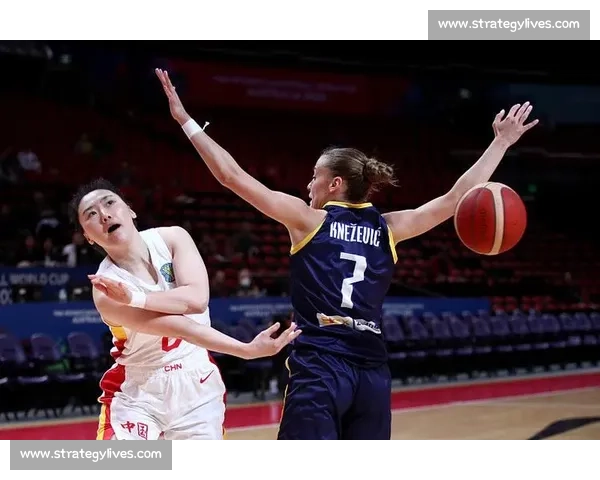 战术大师！世界杯教练经典对决回放，智慧的较量！