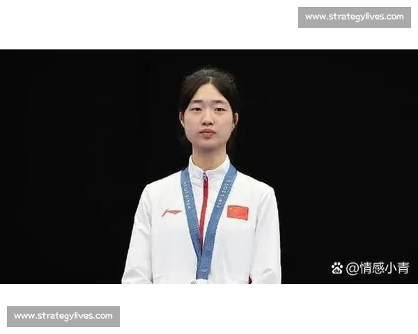 泪水与汗水交织，电竞年度盛典，致敬不屈的灵魂