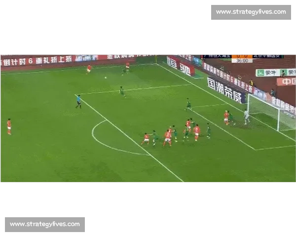 VAR又惹祸！裁判判罚引争议，技术到底帮了还是害了足球