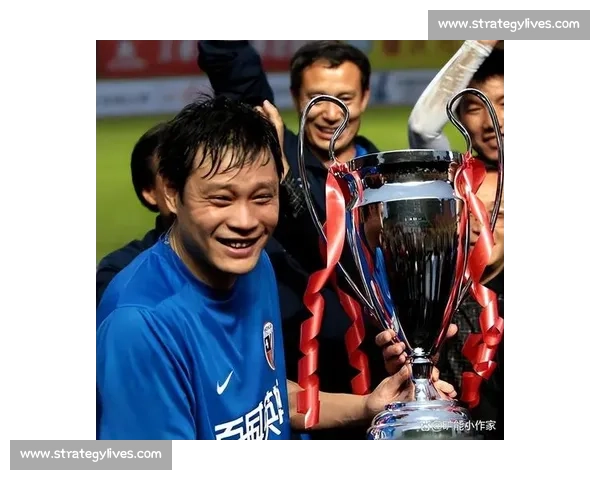 亚洲杯冠军诞生！国足时隔多年重捧金杯，泪洒赛场！